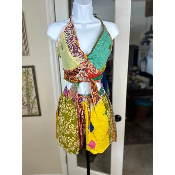Jessica Taylor Kantha Patchwork 2 Piece Set Multicolor NWT Halter Tank , Shorts - Picture 2 of 9
